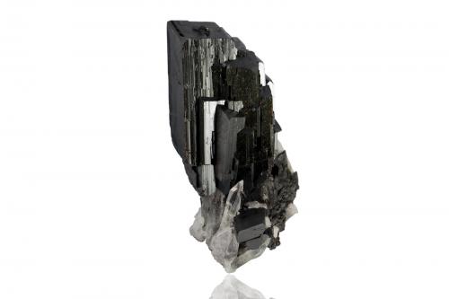 Hübnerite<br />Mundo Nuevo mining area, Mundo Nuevo, Huamachuco, Sánchez Carrión Province, La Libertad Department, Peru<br />8,0	x	8,0	x	14,0	cm<br /> (Author: MIM Museum)