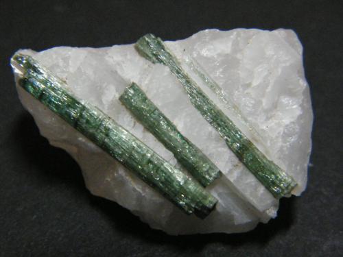 Quartz, Tourmaline<br />Monte Erongo, Usakos, Región Erongo, Namibia<br />35x20x15mm<br /> (Author: Heimo Hellwig)