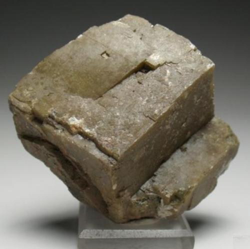 Siderita<br />Mont Saint-Hilaire, La Vallée-du-Richelieu RCM, Montérégie, Québec, Canada<br />4 x 3,5 x 2<br /> (Autor: Antonio Alcaide)