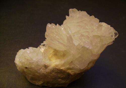 Colemanita<br />Boron, Distrito Kramer, Condado Kern, California, USA<br />8 x 6 x 3,5 cm<br /> (Autor: Antonio Alcaide)