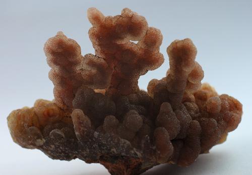 Quartz (variety chalcedony)<br />Guanajuato, México<br />6.5 x 3.5 x 4.7 centimeters<br /> (Author: Ricardo Melendez)