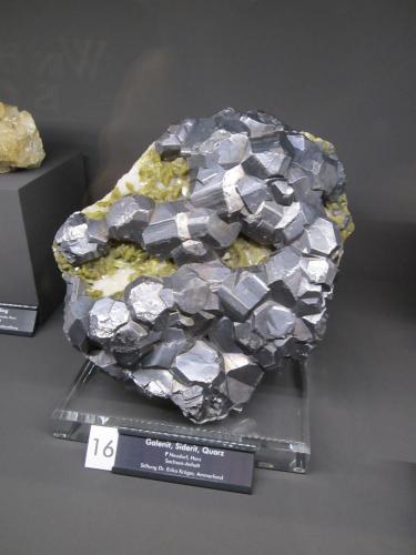 Galena, Siderite, Quartz<br />Neudorf, Harzgerode mining district, Harz, Saxony-Anhalt/Sachsen-Anhalt, Germany<br />Specimen size ~ 25 cm<br /> (Author: Tobi)