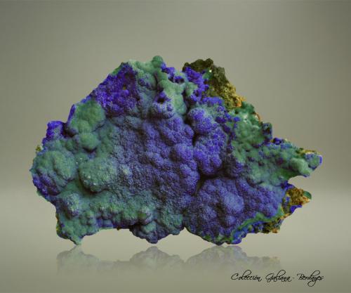 Azurita<br />Mina Copper Queen, Queen Hill, Bisbee, Distrito Warren, Montes Mule, Condado Cochise, Arizona, USA<br />83 x 55 x 10 mm.<br /> (Autor: Rafael Galiana)