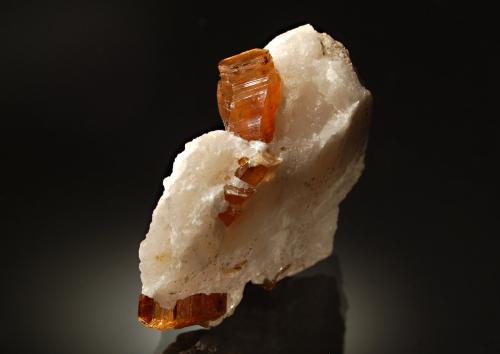 Phlogopite<br />Koksha pegmatite field, Koksha Valley, Khash & Kuran Wa Munjan Districts, Badakhshan Province, Afghanistan<br />4.2 x 5.5 cm<br /> (Author: crosstimber)