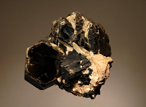 Phlogopite<br />Mina Yates, Lago Otter, Pontiac RCM, Outaouais, Québec, Canadá<br />6.5 x 8.1 cm<br /> (Author: crosstimber)