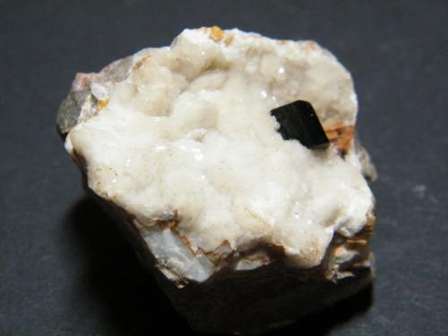 Azurite, Calcite<br />Tsumeb Mine, Tsumeb, Otjikoto Region, Namibia<br />35x40x30mm<br /> (Author: Heimo Hellwig)