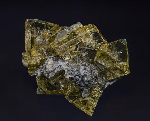 Barite<br />Meikle Mine, Bootstrap District, Elko County, Nevada, USA<br />5.3 x 3.7 cm<br /> (Author: am mizunaka)