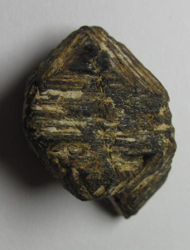 Magnetita<br />Región Vakinankaratra, Madagascar<br />17 x 25 mm.<br /> (Autor: prcantos)