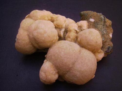 Thomsonita-Ca<br />Shendurni, Jalgaon District, Maharashtra, India<br />9 x 6,5 x 3 cm<br /> (Autor: Antonio Alcaide)