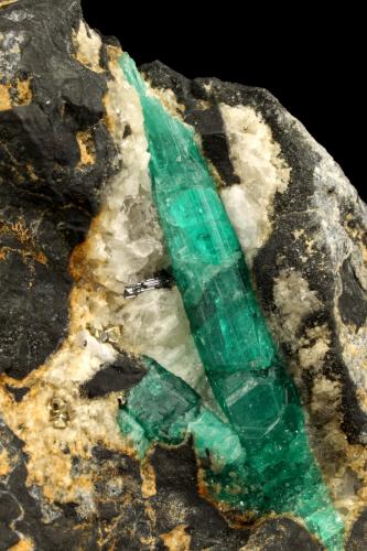 Beryl (variety emerald), Calcite, Pyrite, Rutile<br />Chivor mining district, Municipio Chivor, Eastern Emerald Belt, Boyacá Department, Colombia<br />65x74x63mm, main xl=40mm<br /> (Author: Fiebre Verde)