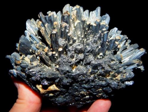 Stibnite and Klebelsbergite<br />Baia Sprie Mine, Baia Sprie, Maramures, Romania<br />15 x 12.5  cm<br /> (Author: Deyu)