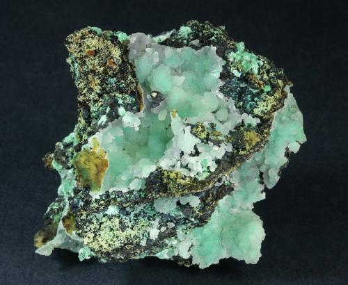 Hemimorphite with Aurichalcite(?)<br />Silver Hill Mine group, Waterman District, Waterman Mountains, Pima County, Arizona, USA<br />66 x 63 x 43 mm<br /> (Author: GneissWare)