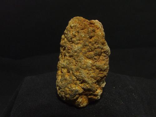 Barita (variedad oakstone)<br />La Cabaña, Valdelmar, zona minera de Berbes, Berbes, Ribadesella, Comarca Oriente, Principado de Asturias (Asturias), España<br />55x30mm<br /> (Autor: joaquin gar)