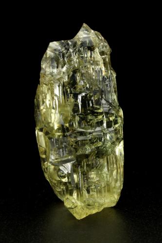 Beryl (variety heliodor)<br />Khoroshiv (Volodarsk-Volynskii), Zhytomyr Oblast, Ukraine<br />41x20mm<br /> (Author: Fiebre Verde)