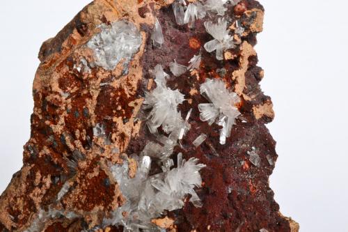 Hemimorfita<br />Mina Ojuela, Mapimí, Municipio Mapimí, Durango, México<br />9 x 6,5 x 4 cm<br /> (Autor: Raúl S. Llorente)