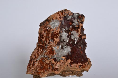 Hemimorfita<br />Mina Ojuela, Mapimí, Municipio Mapimí, Durango, México<br />9 x 6,5 x 4 cm<br /> (Autor: Raúl S. Llorente)