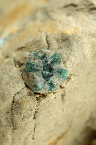 Beryl (variety emerald)<br />Muzo mining district, Western Emerald Belt, Boyacá Department, Colombia<br />60x42x48mm, longest xl=17mm<br /> (Author: Fiebre Verde)