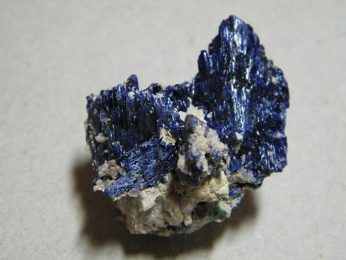 Azurite<br />Tsumeb Mine, Tsumeb, Otjikoto Region, Namibia<br />35x35x30mm<br /> (Author: Heimo Hellwig)