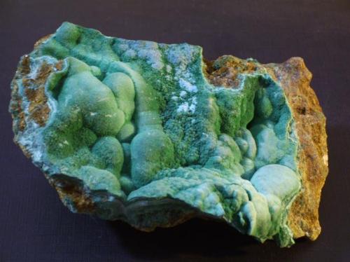Malaquita<br />Mashamba West Mine, Kolwezi District, Lualaba, Katanga Copper Crescent, Katanga (Shaba), Democratic Republic of the Congo (Zaire)<br />10 x 6 x 4 cm<br /> (Autor: Antonio Alcaide)