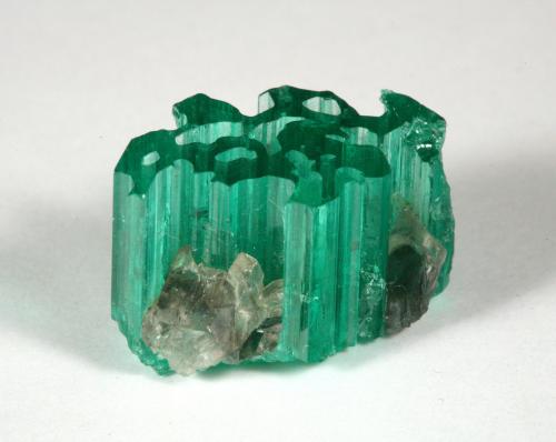 Beryl (variety emerald), Dolomite<br />Chivor mining district, Municipio Chivor, Eastern Emerald Belt, Boyacá Department, Colombia<br />17x11x11mm<br /> (Author: Fiebre Verde)