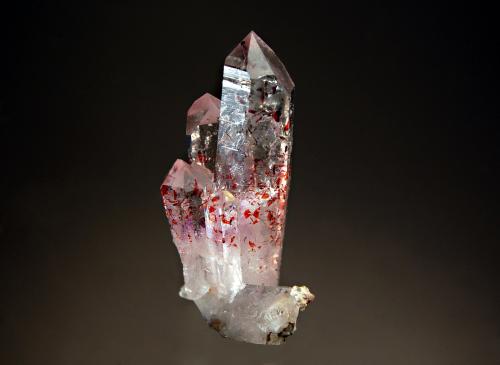 Quartz<br />Goboboseb Mountains, Brandberg area, Erongo Region, Namibia<br />2.7 x 5.0 cm<br /> (Author: crosstimber)