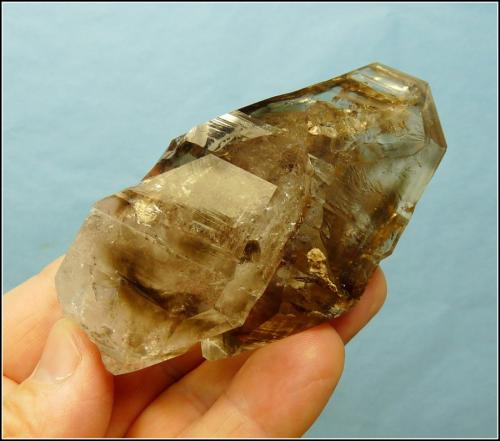 Quartz<br />Montes Goboboseb, Zona Brandberg, Región Erongo, Namibia<br />87 x 60 x 38 mm<br /> (Author: Pierre Joubert)