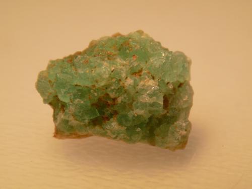 Fluorita<br />Berta Quarry, Can Domènech Hill, Roques Blanques Mountains, Sant Cugat del Vallès-El Papiol, Comarca Vallès Occidental / Baix Llobregat, Barcelona, Catalonia / Catalunya, Spain<br />15x10x10 mm<br /> (Autor: IanQuñones)