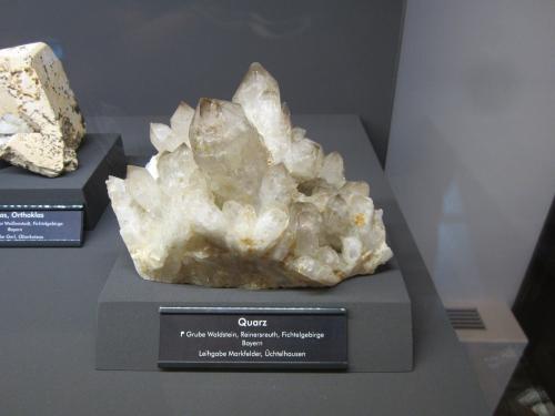 Quartz<br />Großer Waldstein, Reinersreuth, Sparneck, Hof, Upper Franconia (Oberfranken), Bavaria/Bayern, Germany<br />~ 15 cm<br /> (Author: Tobi)