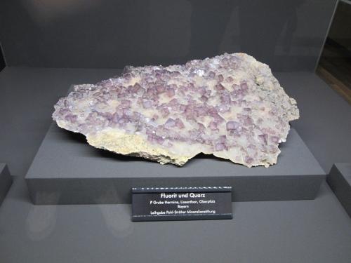 Fluorite, quartz<br />Hermine Mine, Lissenthan, Nabburg, Wölsendorf West District, Upper Palatinate/Oberpfalz, Bavaria/Bayern, Germany<br />~ 30 cm<br /> (Author: Tobi)