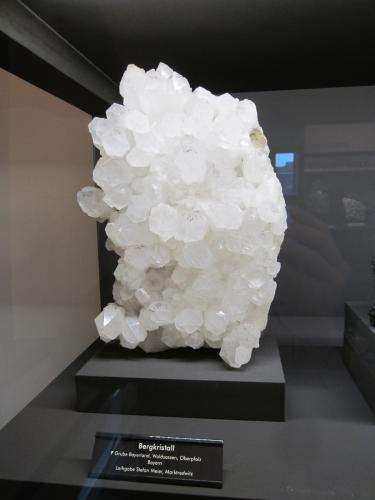 Quartz<br />Bayerland Mine, Pfaffenreuth, Püchersreuth, Neustadt a.d.Waldnaab, Upper Palatinate/Oberpfalz, Bavaria/Bayern, Germany<br />~ 30 cm<br /> (Author: Tobi)