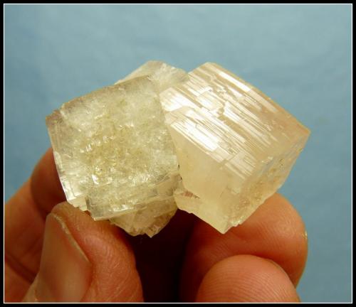 Apophyllite (Group)<br />N'Chwaning II Mine, N'Chwaning mining area, Kuruman, Kalahari manganese field (KMF), Northern Cape Province, South Africa<br />34 x 30 x 24 mm<br /> (Author: Pierre Joubert)