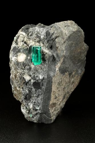 Beryl (variety emerald), Calcite, Pyrite<br />La Pita mining district, Municipio Maripí, Western Emerald Belt, Boyacá Department, Colombia<br />38x63x65mm, xl=10mm<br /> (Author: Fiebre Verde)