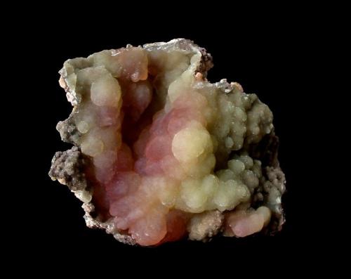 Calcite (variety cobaltian calcite)<br />Gnade Gottes Mine, Alter Schmiedestollen adit, Wittichen, Schenkenzell, Rottweil, Black Forest, Baden-Württemberg, Germany<br />5,5 x 4,5 cm<br /> (Author: Andreas Gerstenberg)