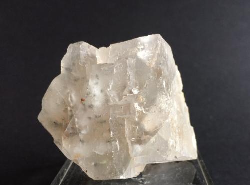 Fluorita<br />Cantera Mures, Las Pedrizas, Mures, Alcalá la Real, Comarca Sierra Sur, Jaén, Andalucía, España<br />5,5 x 4 x 3,5 cm<br /> (Autor: Raúl S. Llorente)