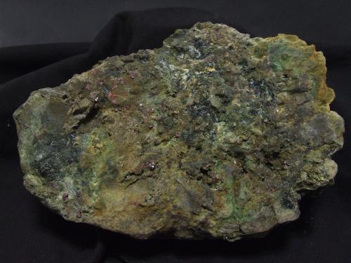 Cinabrio<br />Grupo Peña, El Terronal-La Peña, Mieres, Comarca Caudal, Principado de Asturias (Asturias), España<br />205x140mm. ( cristal mayor 4mm)<br /> (Autor: joaquin gar)