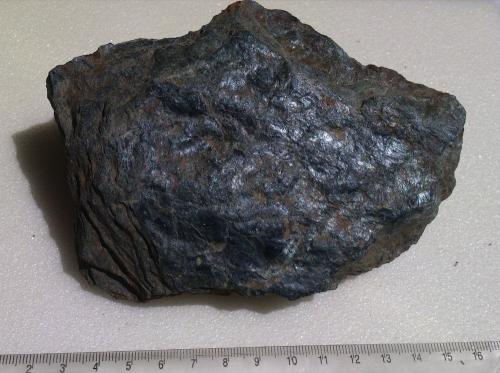 Esquisto<br />Pena Gundín, Val de Sangorza, Agolada, Comarca Deza, Pontevedra, Galicia / Galiza, Spain<br />7 x 12 x 4 cm<br /> (Autor: MSegador)