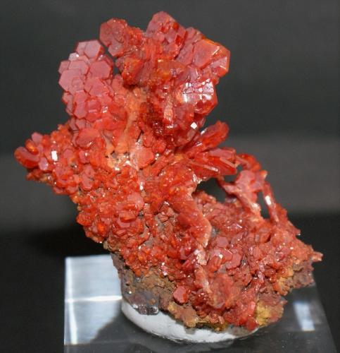 Vanadinite<br />Taouz, Er Rachidia Province, Drâa-Tafilalet Region, Morocco<br />60mm x 50mm x 40mm<br /> (Author: Philippe Durand)