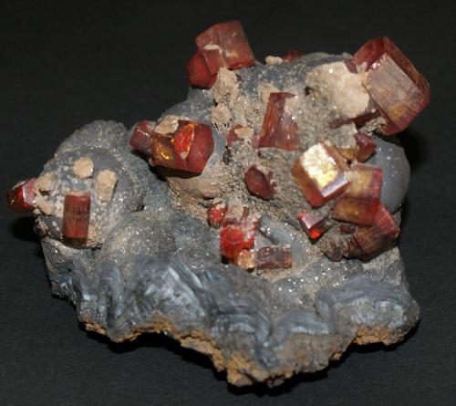 Vanadinite<br />Taouz, Er Rachidia Province, Drâa-Tafilalet Region, Morocco<br />60mm x 60mm x 40mm<br /> (Author: Philippe Durand)