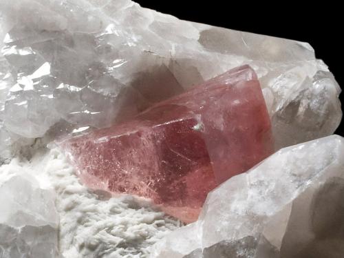 Beryl var. Morganite<br />Paprok, Kamdesh District, Nuristan Province, Afghanistan<br />24.7cm<br /> (Author: Gail)