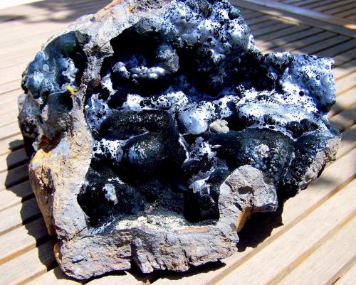 Goethita<br />San Fernando Mine, Aireko Palaziua/Castillo del Inglés, Irun/Irún, Comarca Bajo Bidasoa, Guipúzcoa / Gipuzkoa, Basque Country (Euskadi), Spain<br />30 cm por 30cm<br /> (Autor: canada)