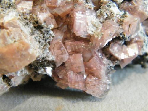 Smithsonite<br />Mina Tsumeb, Tsumeb, Región Otjikoto, Namibia<br />75x80x80mm<br /> (Author: Heimo Hellwig)