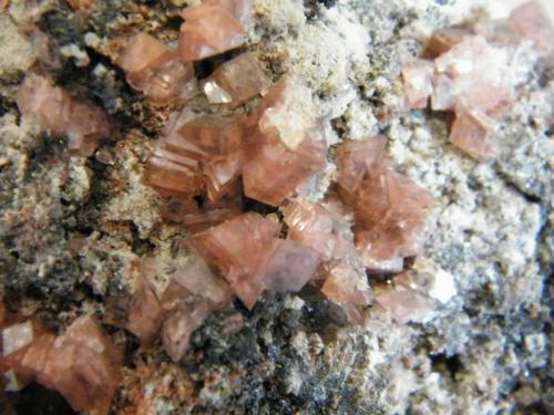 Smithsonite<br />Mina Tsumeb, Tsumeb, Región Otjikoto, Namibia<br />75x80x80mm<br /> (Author: Heimo Hellwig)