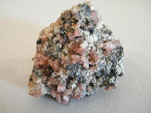 Smithsonite<br />Tsumeb Mine, Tsumeb, Otjikoto Region, Namibia<br />75x80x80mm<br /> (Author: Heimo Hellwig)