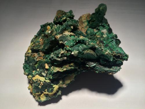 Malachite, Pyromorphite, Cerussite, Anglesite<br />Brown's open pit, Rum Jungle, Batchelor, Coomalie Shire, Northern Territory, Australia<br />130 X 105 X 65 mm<br /> (Author: Robert Seitz)