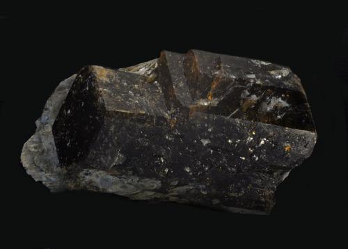Dravita (Grupo Turmalina)<br />Minas Tomkap tourmaline (Soklich), Yinnietharra, Condado Upper Gascoyne, Australia Occidental, Australia<br />6 x 4 cm<br /> (Autor: Antonio Carmona)