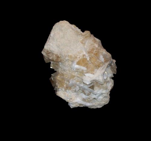 Fluorite, Celestine<br />White Rock Quarry, Clay Center, Ottawa County, Ohio, USA<br />5 cm x 7 cm x 4 cm<br /> (Author: Jamison Brizendine)