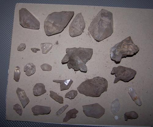 Some of the crystals found. (Author: Pierre Joubert)