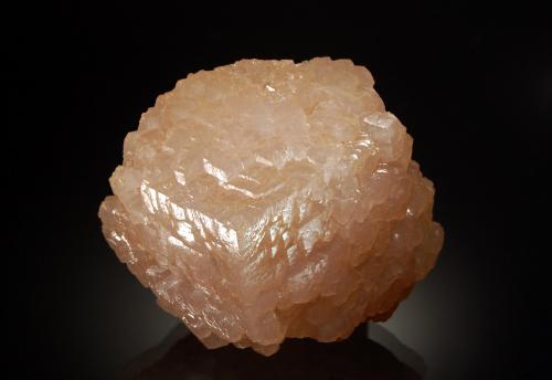 Calcite<br />Nikolaevski Mine, Dalnegorsk, Dalnegorsk Urban District, Primorsky Krai, Far-Eastern Region, Russia<br />7.0 x 7.5 cm<br /> (Author: crosstimber)