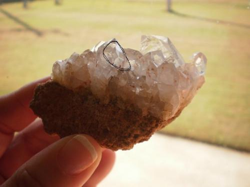 Quartz<br />Jessieville, Condado Garland, Arkansas, USA<br />3" high and 1 3/4" wide and 1 3/8" deep<br /> (Author: Reelgoodwoman)