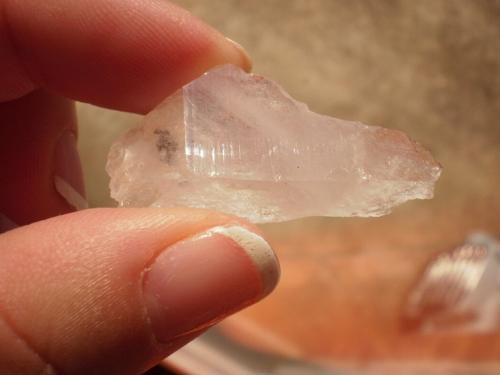 Quartz<br />Jessieville, Garland County, Arkansas, USA<br />3.8 cm high x 1 cm wide and 0.6 cm deep<br /> (Author: Reelgoodwoman)